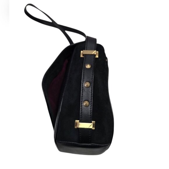 Elegant Brian Atwood Black Leather Crossbody Bag - Picture 9 of 16